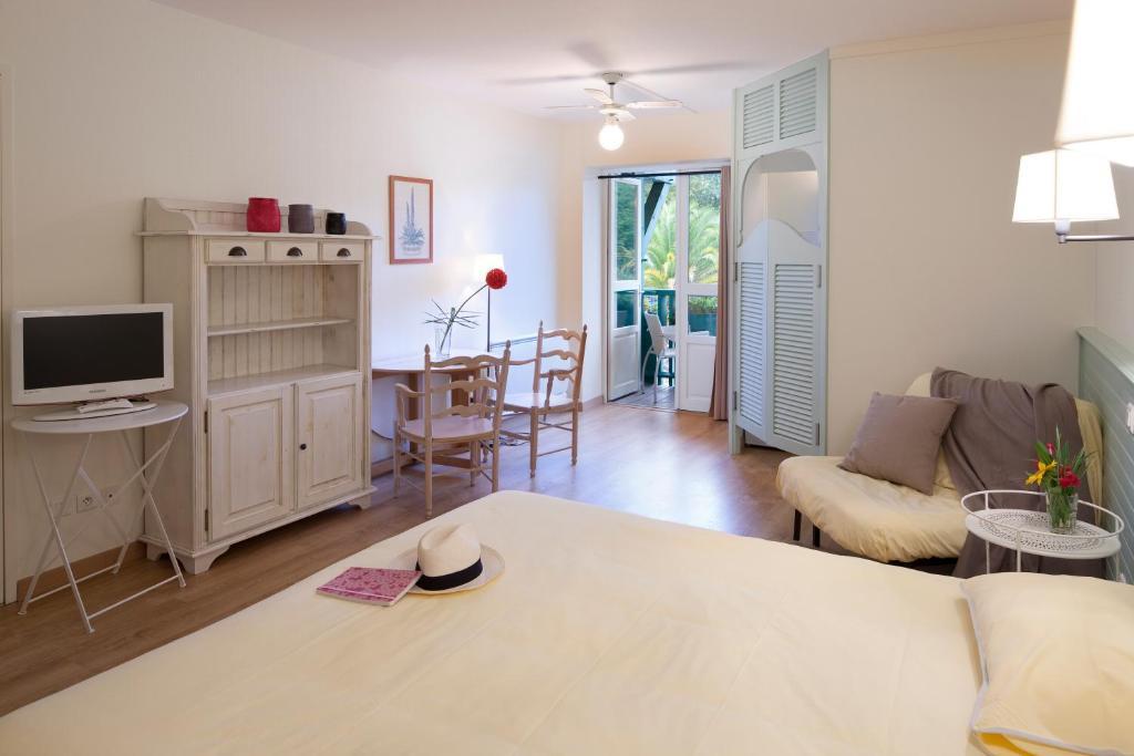 ホテルLe Domaine Du Levant カンボ・レ・バン 部屋 写真